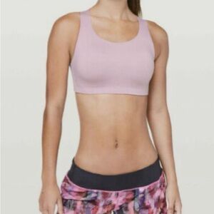 Lululemon Enlite Bra Size 38D in Lilac Quartz